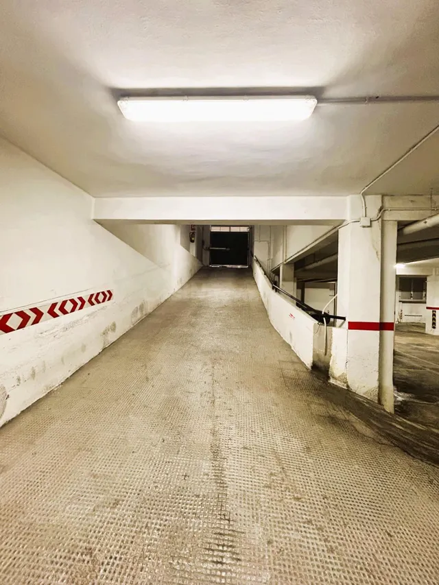 GARAJE EN VENTA - QUART DE POBLET ZONA SALT DE L' AIGUA