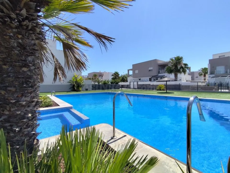 Adosado 4 habitaciones 189m² en venta - Aguas Nuevas