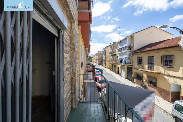 Edificio con gran potencial de desarrollo residencial en Zaidín – Granada — 6