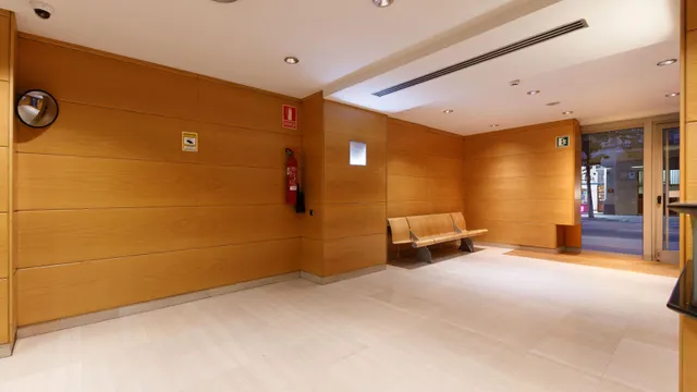 Oficina 232m² en alquiler - Eixample — 28