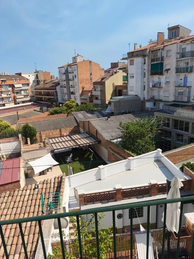 ¡Oportunidad Única para Inversores en Manresa! Joya Modernista con Gran Potencial — 16
