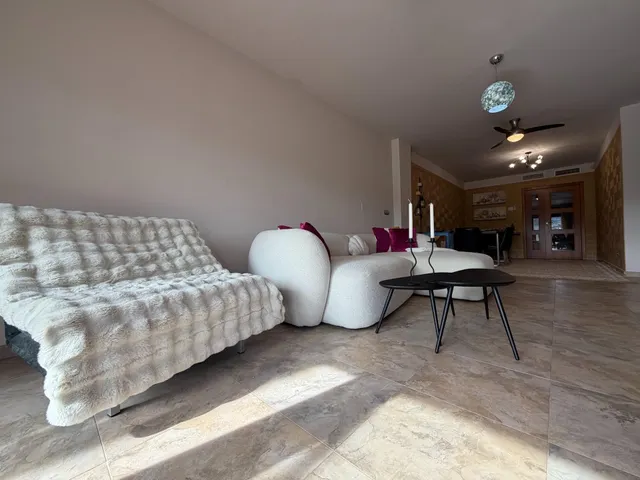 Amplia vivienda en Casares Costa con espectacular terraza privada, garaje y trastero — 17