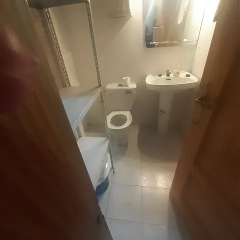 Local comercial — 9