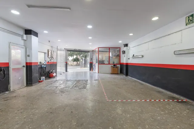 Local comercial 123m² en venta - Zona metropolitana — 11