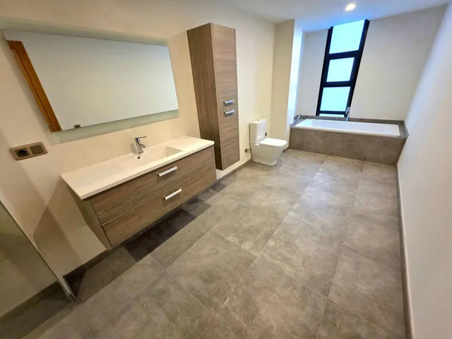 Exclusiva vivienda a estrenar en Castellón sin muebles — 27