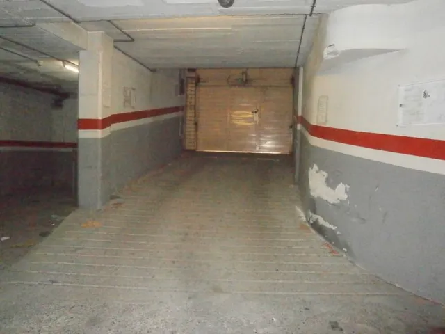 PLAZA DE PARKING EN SANT ANDREU DE LA BARCA A 20' DE BARCELONA — 4