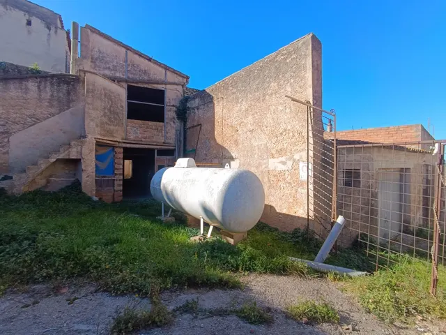 Casa de pueblo en venta en Masllorenç a REFORMAR, con 236 m2 — 10