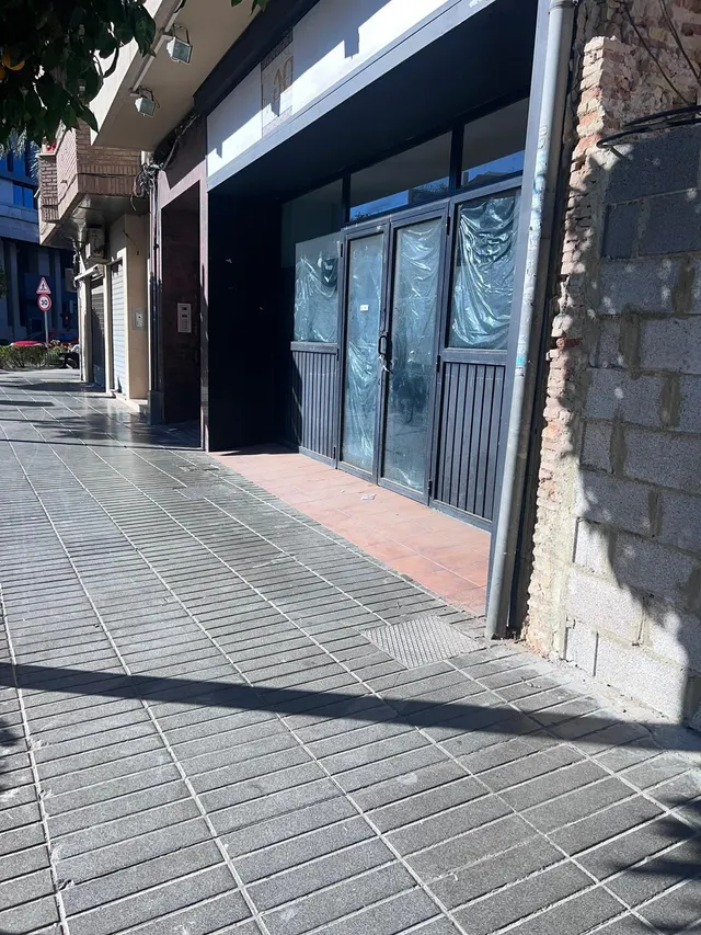 Local comercial en Obispo Benlloch — 7