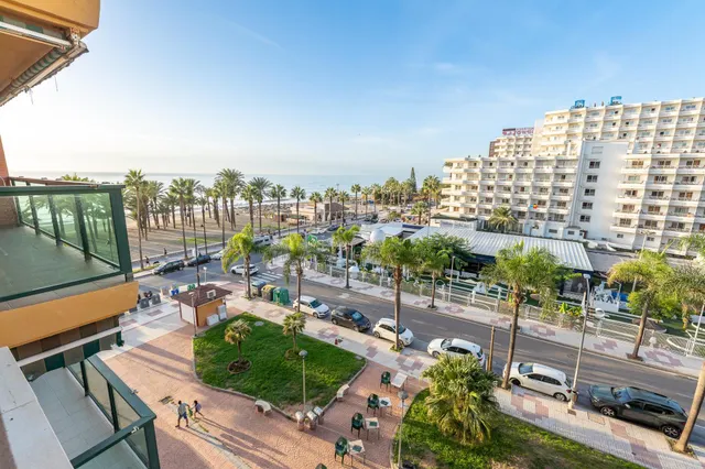 Exclusiva vivienda en primera línea de playa en el bajondillo – Torremolinos — 22