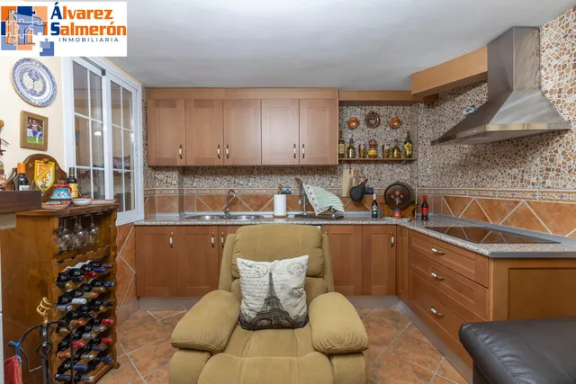 ¡EXCLUSIVA VIVIENDA UNIFAMILIAR CON PATIO PRIVADO EN ARMILLA! — 38