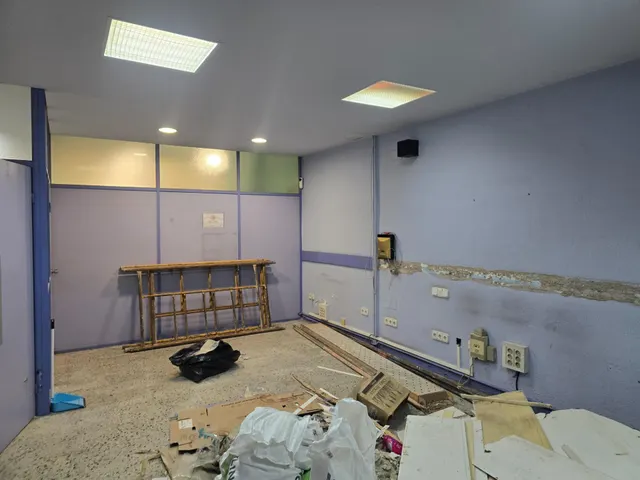 🏢 Local en Venta en Castellar del Vallès en el Centro !! — 11