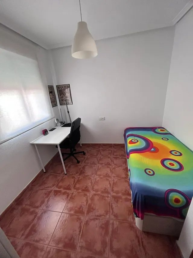 Adosado en zona de Valverde, Elche — 34