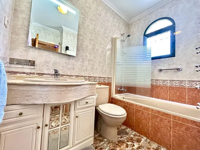 Casa 3 habitaciones 100m² en venta - La Zenia — 26