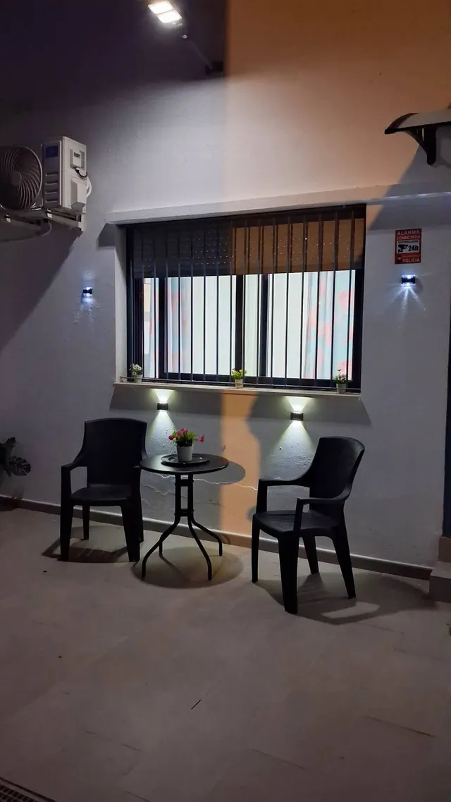Chalet adosado con piscina — 50