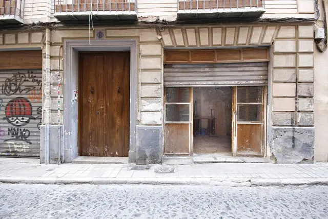 Calle Arriola junto San Juan de Dios — 25