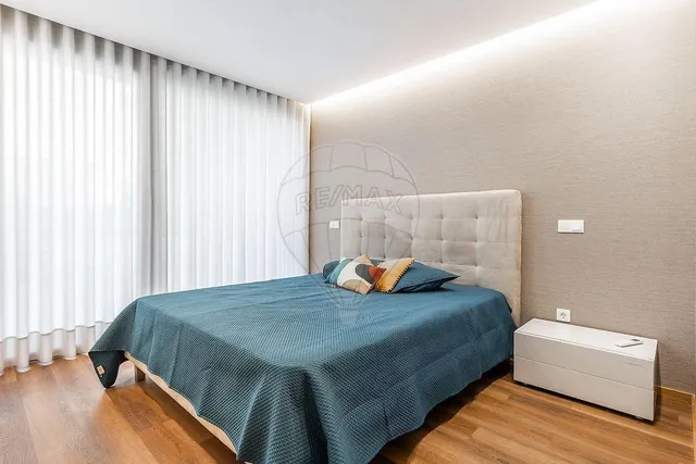 Chalet 3 habitaciones 306m² en venta - Campos e Louredo — 24