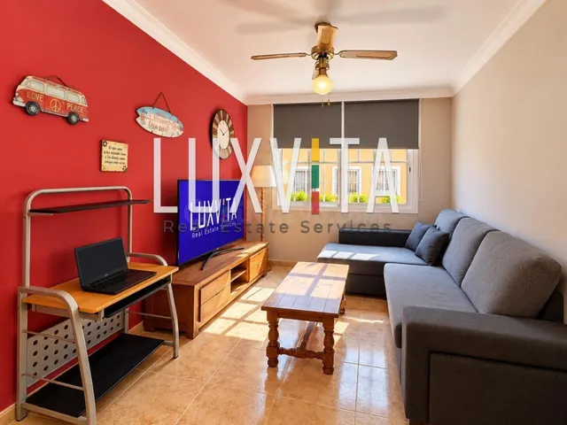 Amplio piso residencial de 2 dormitorios con garaje y trastero — 3