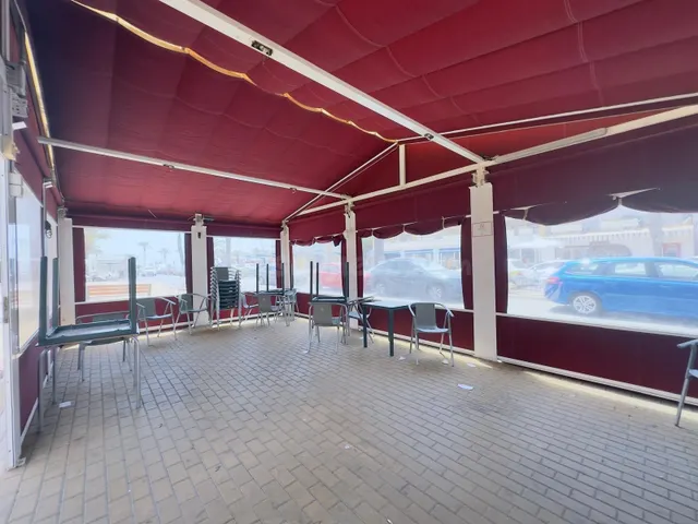 VENTA DE RESTAURANTE EN URBANIZACION DE ROQUETAS DE MAR