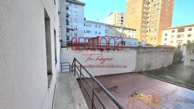 OPORTUNIDAD INVERSORES!!!. LOCAL COMERCIAL EN EL CENTRO DE M - foto 4
