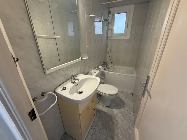 Último piso de una habitación con Ascensor — 3