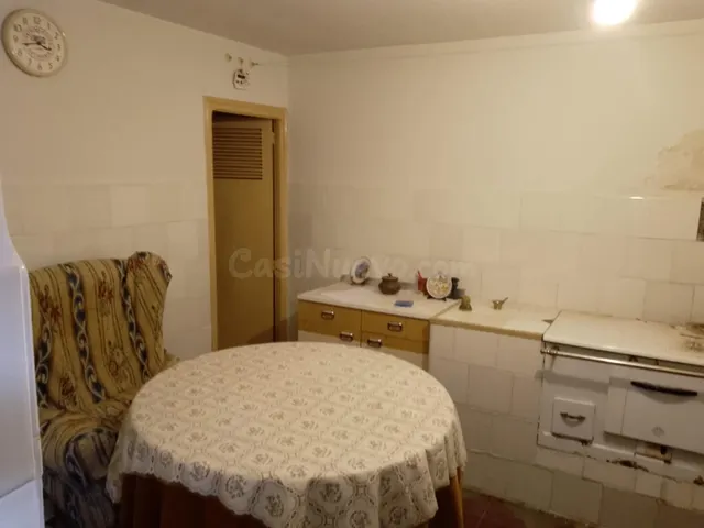 VENTA DE CASA CON TERRENO EN TORO (ZAMORA) - foto 2