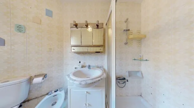 PISO DE 3 DORMITORIOS ,  81 M2 CON TRASTERO  EN HORTALEZA — 23