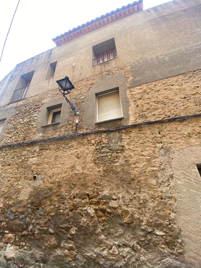 OPORTUNIDAD DE INVERSIÓN EN TORROELLA DE MONTGRI (GIRONA)– P - foto 2