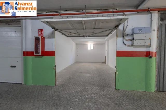 ¡exclusivo apartamento en primera linea de playa con reforma integral de alta gama! — 37