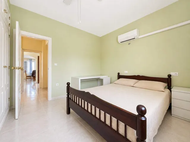 Magnífico Chalet en Pueblo Acantilado - Lanuza, El Campello — 9