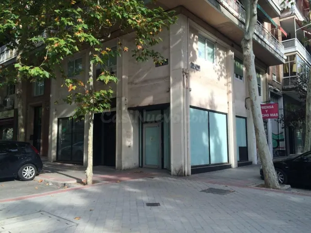 SE ALQUILA LOCAL COMERCIAL EN ESQUINA CALLE FORTUNATA Y JACI - foto 2