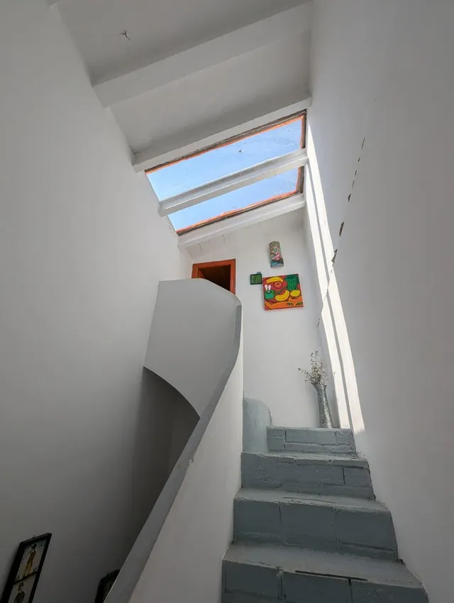INCREIBLE CASA FAMILIAR CON SOLERA — 35