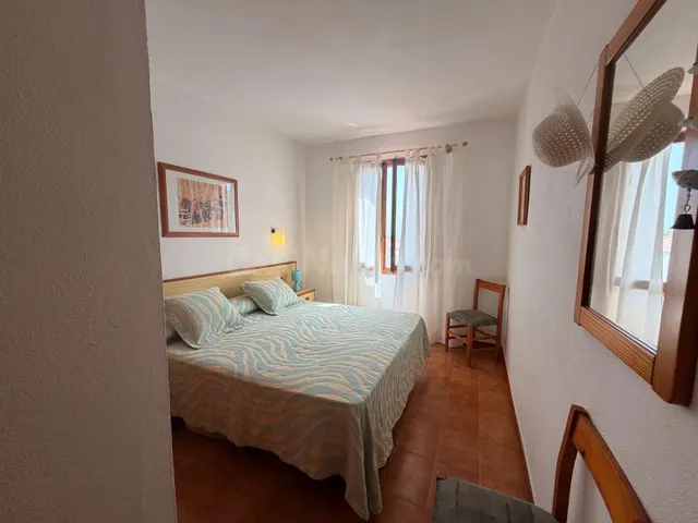 Apartamento con licencia turística en Arenal d'en Castell - foto 3