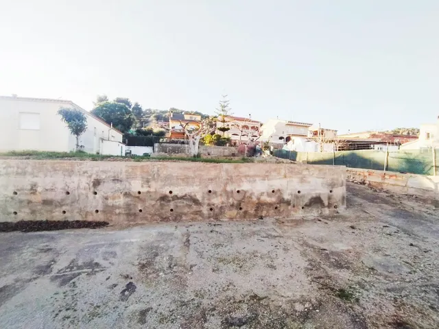 PARCELA EDIFICABLE PLANA A LA VENTA EN CUNIT URBANIZACIÓN LOS ROSALES — 3