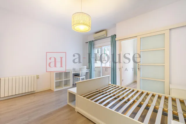 Piso listo para entrar a vivir con balcón en sant gervasi — 11