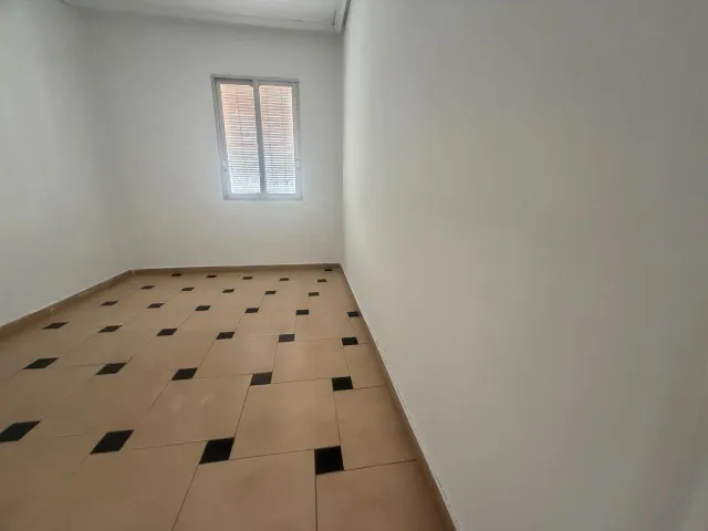 Amplia vivienda con trastero y dos balcones en El Cabanyal — 9