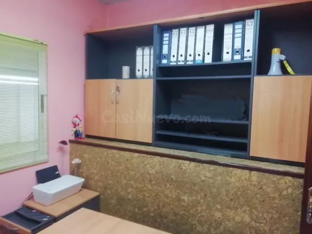 Bajo comercial de 435 m2 frente al Colegio Bergantiños - foto 5