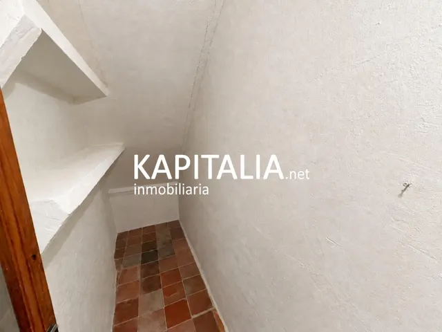 BONITA CASA A LA VENTA CON GARAJE EN BOLBAITE — 25