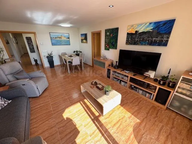 GRAN PISO DE 130MTS DE 4 HAB EN CALAFELL PUEBLO