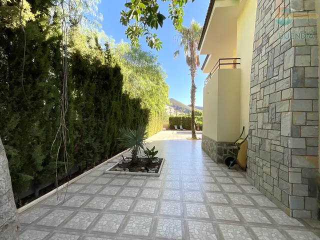 Magnifico chalet reformado con piscina privada y gran jardin en la azohia — 48