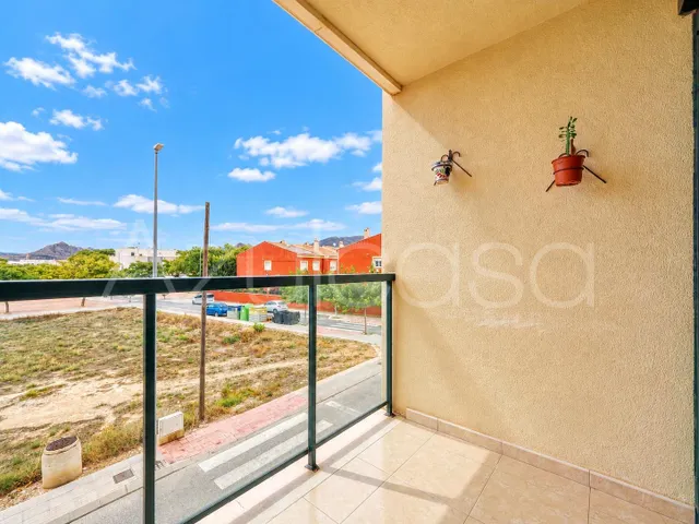 Piso en venta de 3 dormitorios y 2 baños con garaje y trastero en Monforte del Cid — 17