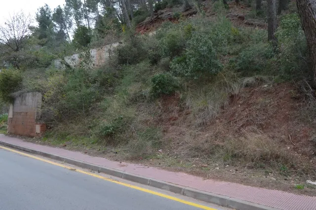 PARCELA EN VENTA EN EL MEJOR SITIO DE CORBERA DE LLOBREGAT (BARCELONA) — 21