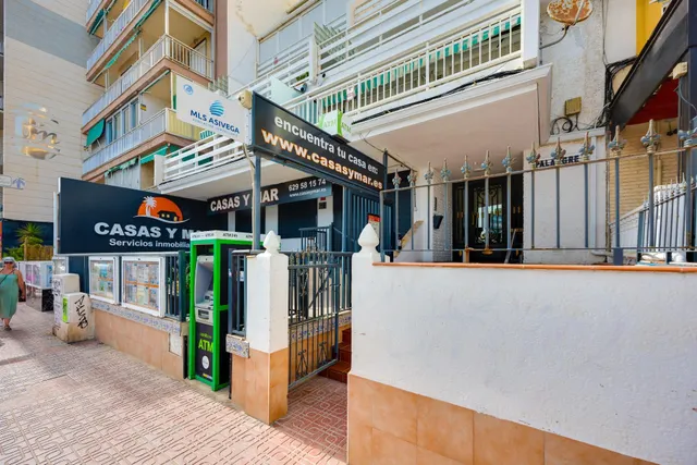 Apartamento de dos dormitorios, en primera línea, con fantásticas vistas al mar — 27