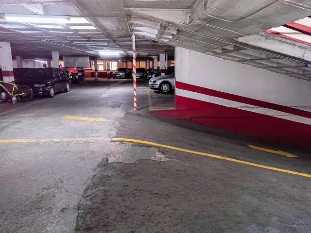 PLAZA DE PARKING EN VENTA  EN BELLVITGE, HOSPITALET DE LLOBREGAT — 3
