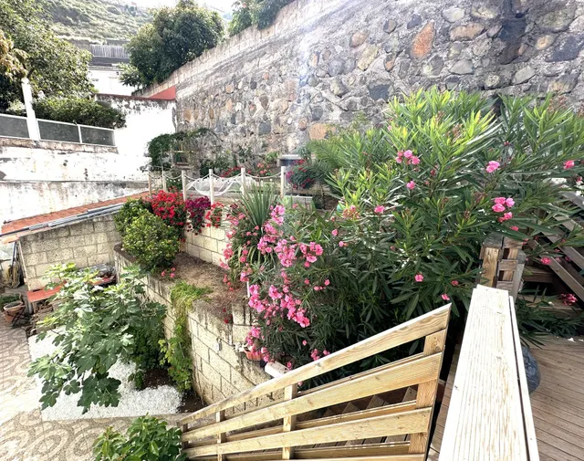 Chalet con piscina — 47