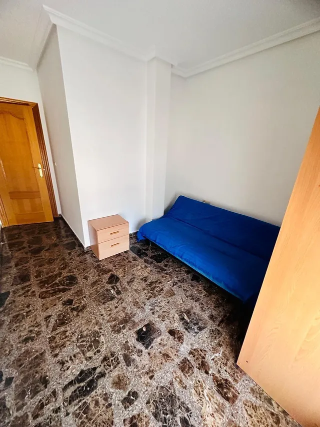 Piso en Venta en la Zona de Carrefour — 4