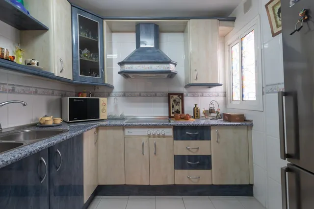 ¡Tu nuevo hogar te espera! Piso de 3 habitaciones en zona Hipercor, Carrefour y Mercadona✨ — 23