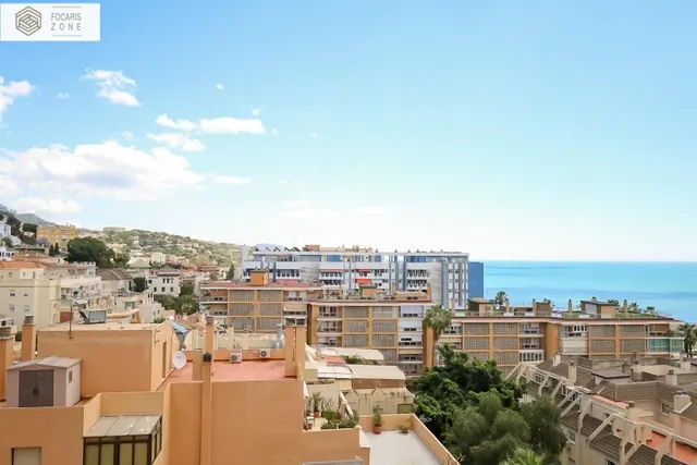 PRECIOSO PISO CON VISTAS AL MEDITERRÁNEO — 12