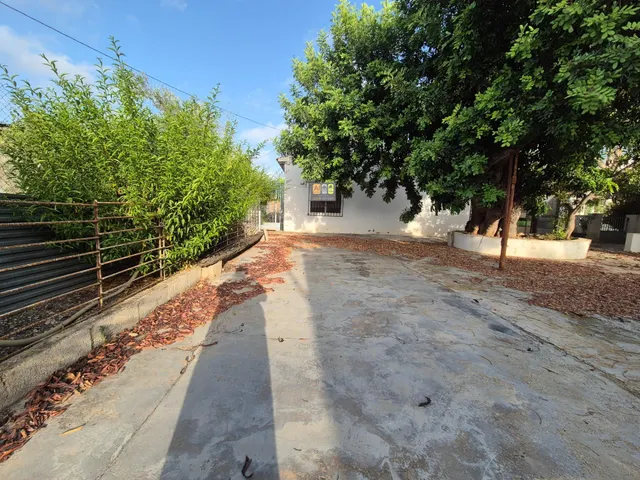 CASA EN EL CAMPO CERCA DEL PUEBLO — 19