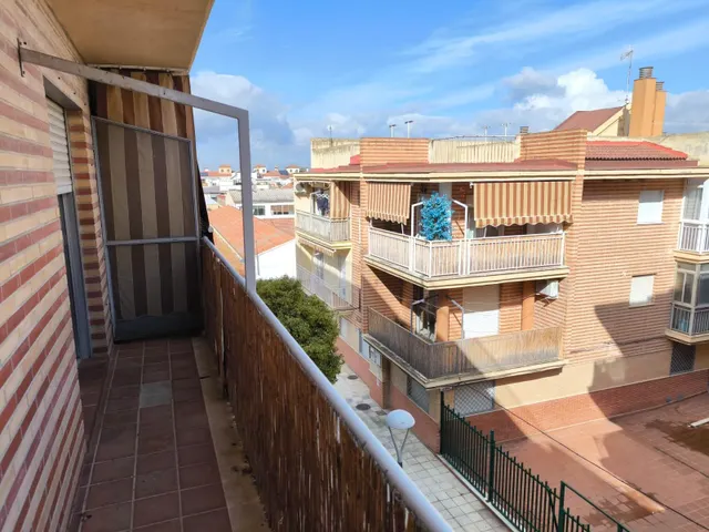 PISO (VPO) DE 3 DORMITORIOS Y CON GARAJE EN SANTA FE — 19