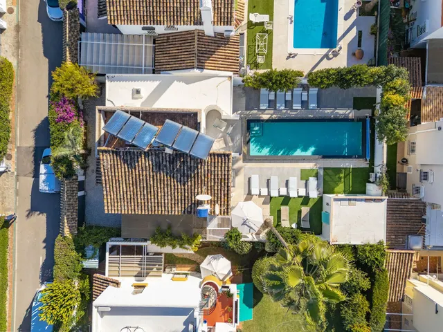 Chalet 5 habitaciones 220m² en venta - Costa Del Sol — 4